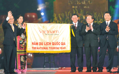 Năm Du lịch 2010 tôn vinh, quảng bá tinh hoa Hà Nội